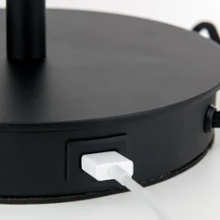 Ludwig bordlampe med USB-port svart