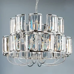 Lysekron Gstaad besmykket med K9-krystaller