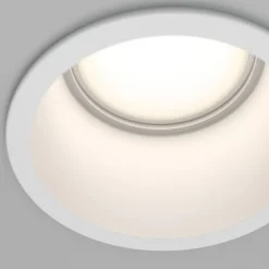 Maytoni innfelt downlight Reif, hvit/hvit, Ø 6,8 cm, aluminium