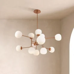 Maytoni lysekrone Erich, messing roséglass/metall, 12 lyskilder.