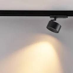 Molto Luce LED 3-faset skinnespotlight Magis, svart, 830