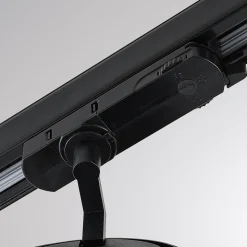 Molto Luce LED 3-faset skinnespotlight Magis, svart, 830