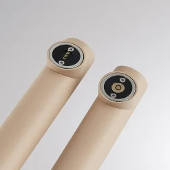 Molto Luce LED-bordlampe Mimo T, sandfarget, aluminium