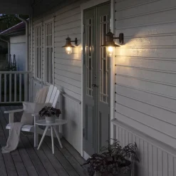 Napoli utendørs vegglampe, rustbrun