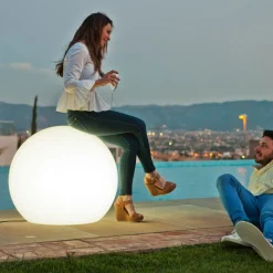 Newgarden Buly gulvlampe globe, Ø 80 cm