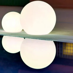 Newgarden Buly LED-solcellelysglobe IP65, Ø 60 cm