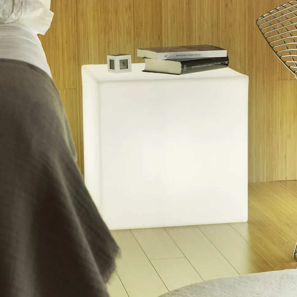 Newgarden Cuby LED solcellelampe, 40 x 40 cm