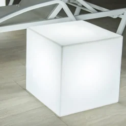 Newgarden Cuby LED-dekorativ lampe med kabel, 40x40cm