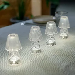 Newgarden LED-bordlampe Lola 12 lux, batteri, gjennomsiktig