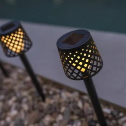 Newgarden LED-solcellelampe Gretita, svart, jordspyd, 4 stk