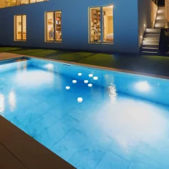 Newgarden Papaya LED-bassenglampe IP68 RGBW