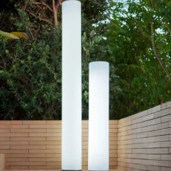 Newgarden veilampe Fity, høyde 160 cm, 6.500 K