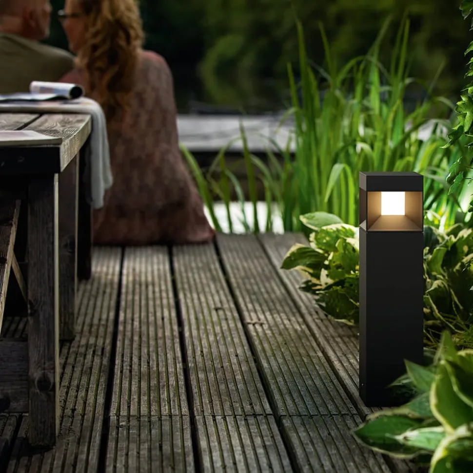 Parterre tiltalende designet LED sokkellampe