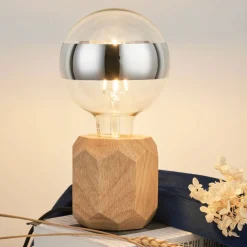 Pauleen Woody Sparkle bordlampe av lyst tre