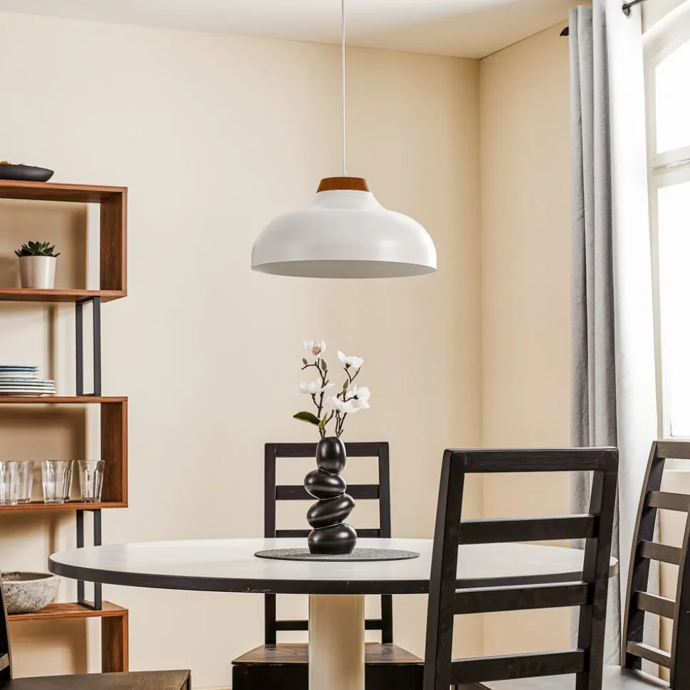 Pendellampe Gus med metallskjerm, hvit