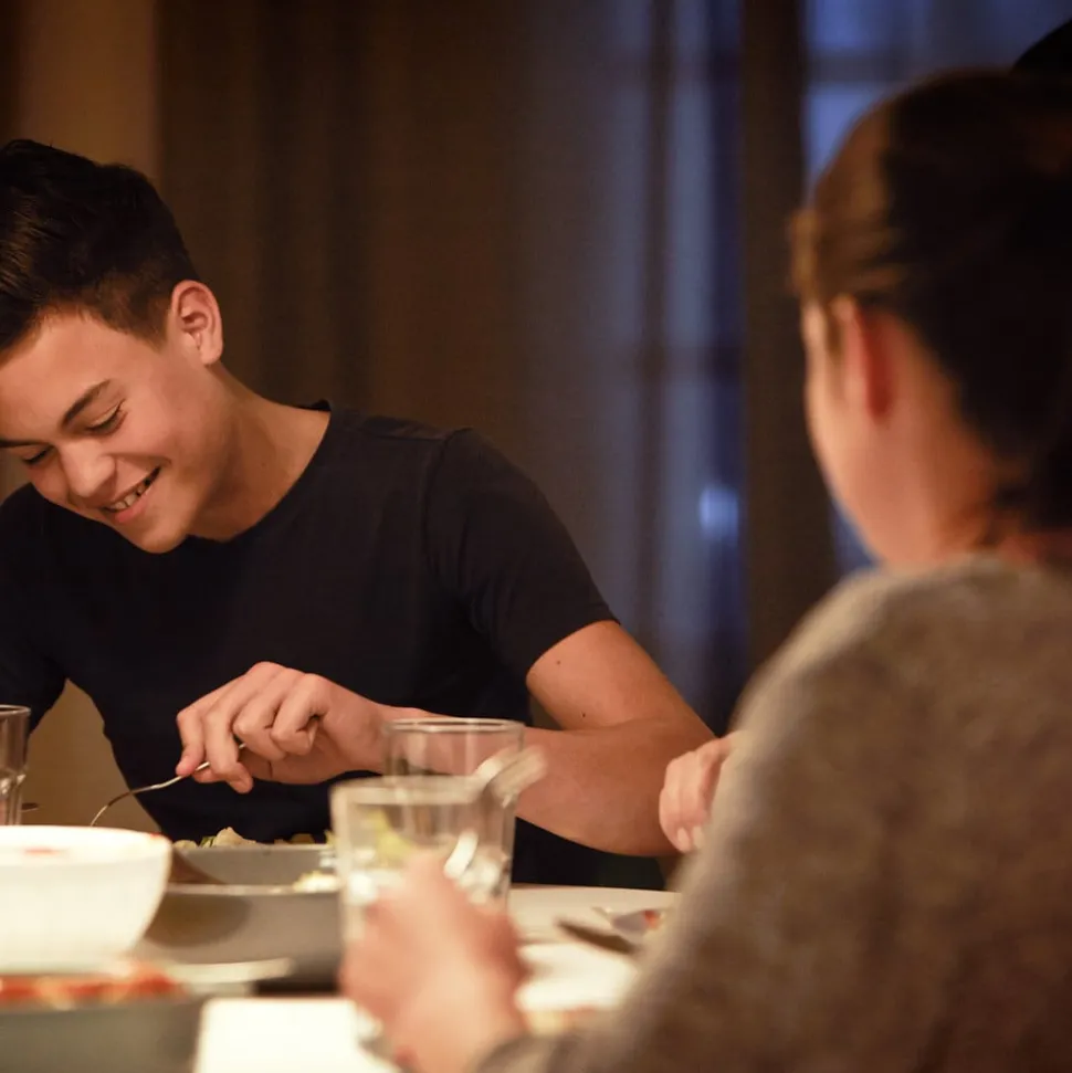 Philips E27 A60 LED-pære 7 W, 2 700 K, matt