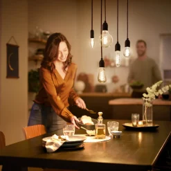 Philips E14 LED-lys C35 3W dimbar 2 200 K gull