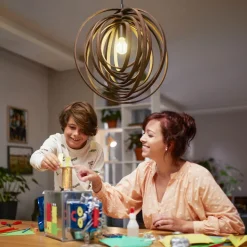 Philips E27 LED-pære A60 5,2W 1095lm 2 700 K klar