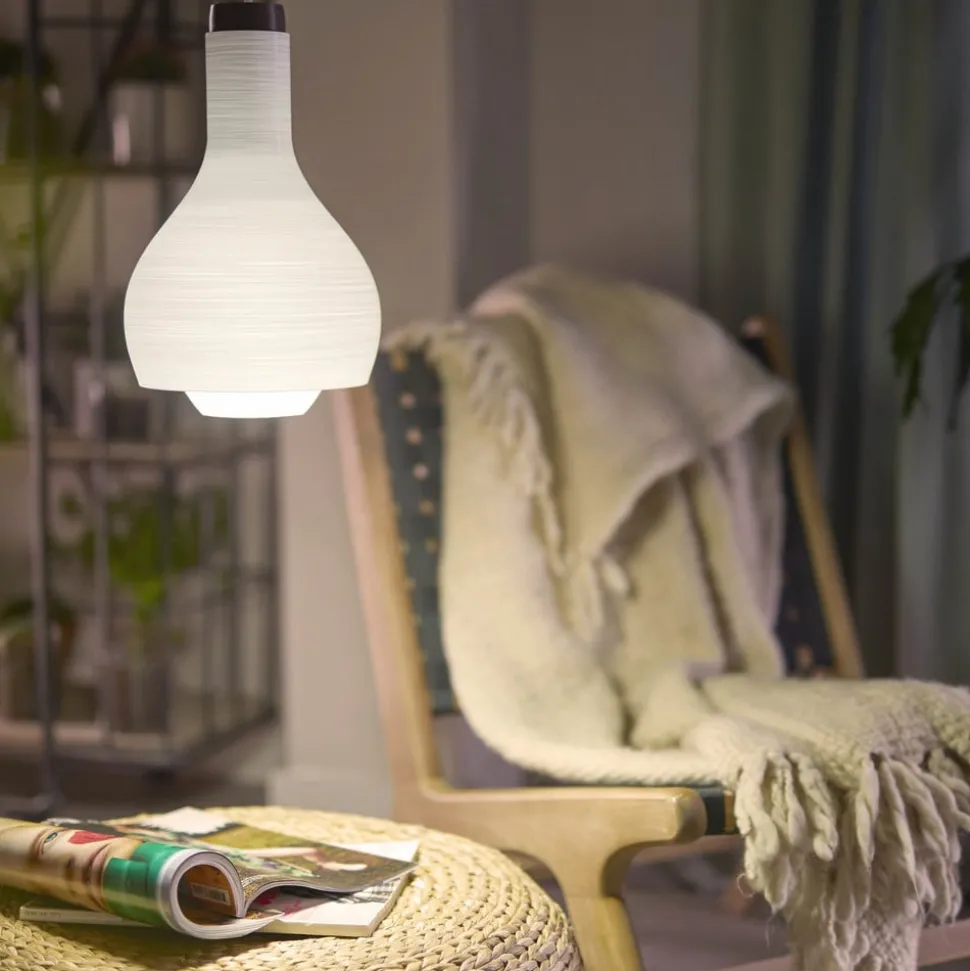 Philips E27 LED-pære ST64 4W 840lm 2 700 K klar