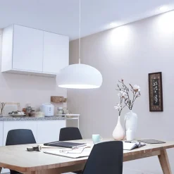 Philips E27 LED-rørpære 9,5W varmhvit