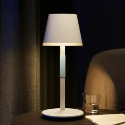 Philips Hue Go LED-bordlampe med skjerm, hvit