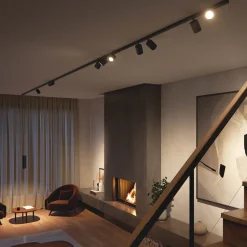 Philips Hue Perifo skinnesystem 4 spoter svart