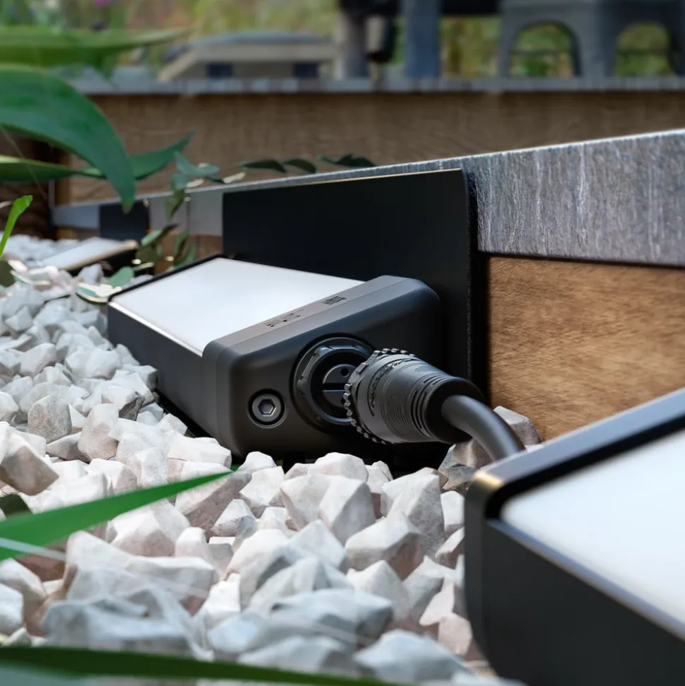 Philips Hue WACA Amarant gulvlist utendørs 24V