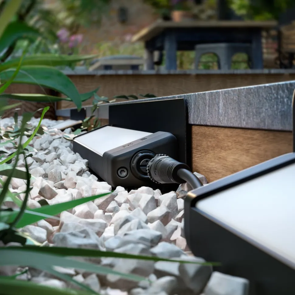 Philips Hue WACA Amarant gulvlist utendørs 24V