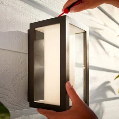 Philips Hue White+Color Impress vegglampe smal