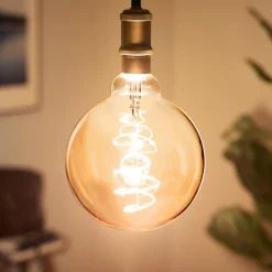 Philips LED-globepære E27 G95 4 W 1 800 K gull