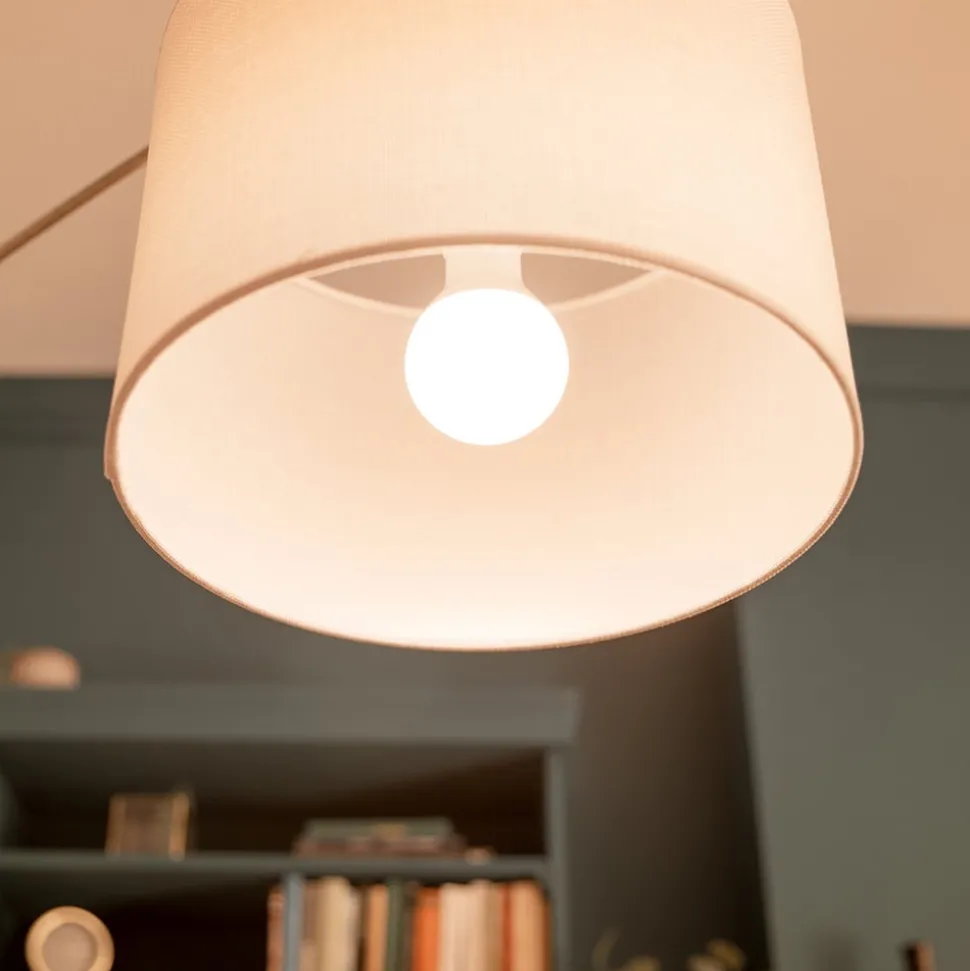 Philips LED-pære E27, 7W 806lm 2 700 K matt 6stk