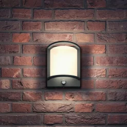 Philips LED-vegglampe utendørs Samondra UE, sensor