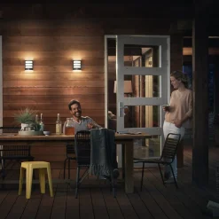 Philips Python LED-vegglampe 2 700 K sensor