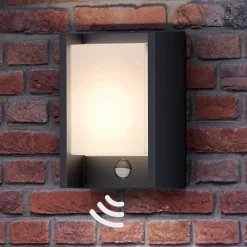 Philips utendørs LED-vegglampe Arbour Sensor 1 lyskilde. 2700 K