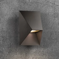 Pontio 15 utendørs vegglampe, bredde 15 cm, svart