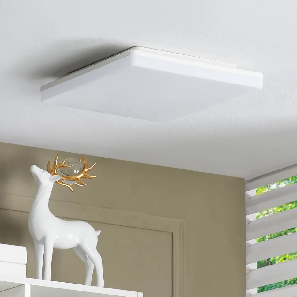 Prios Artin LED-taklampe, kantet, 28 cm