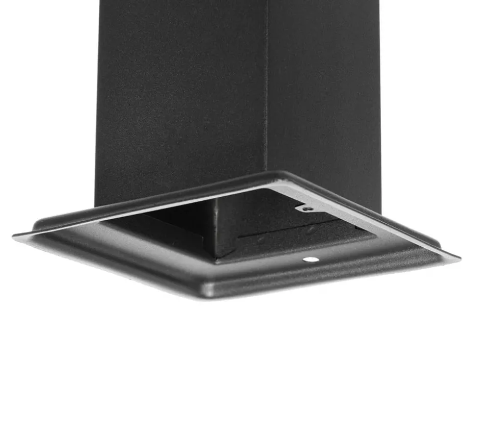 Prios Ayanis sokkellampe med 2 stikkontakter