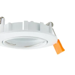 Prios innfelt taklampe Fibur, hvit, aluminium, Ø 8,2 cm