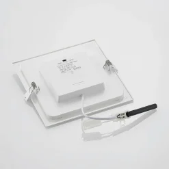 Prios LED innfelt lampe Helina, hvit, 22 cm, 18 W, dimbar