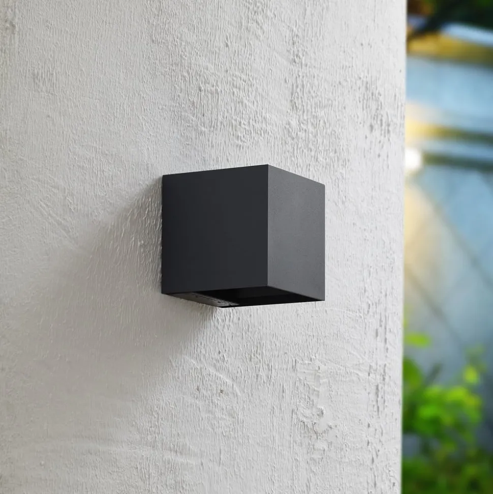 Prios LED-solcellelampe Lius, høyde 15 cm, bevegelsessensor