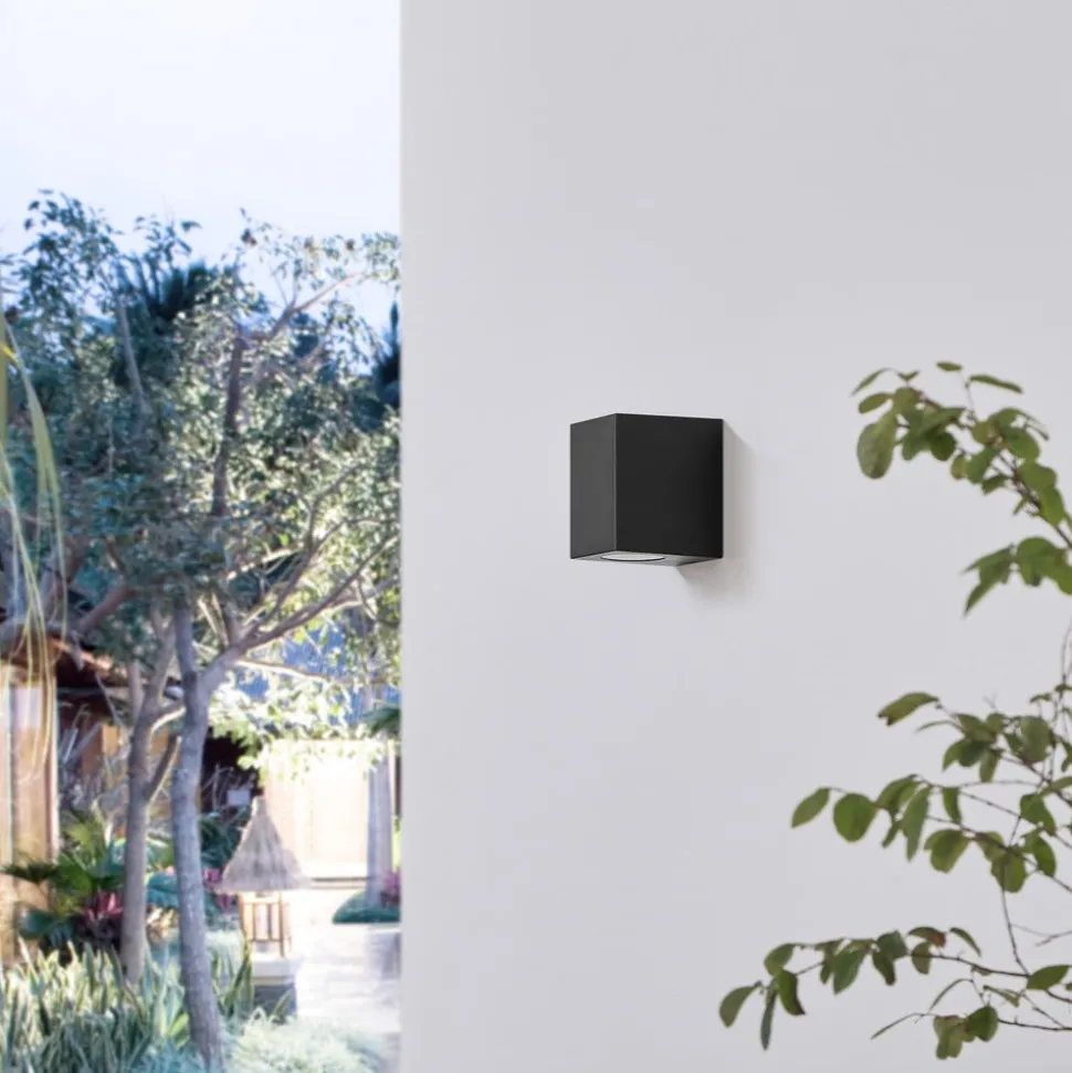 Prios utendørs vegglampe Irfan kantet svart 10 cm