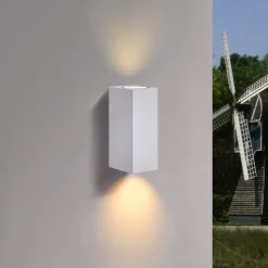 Prios utendørs vegglampe Tetje, hvit, kantet, 16 cm, sett med 4 stk