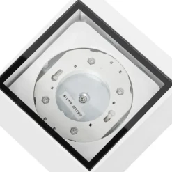 Prios utendørs vegglampe Tetje, hvit, kantet, 11,5 cm