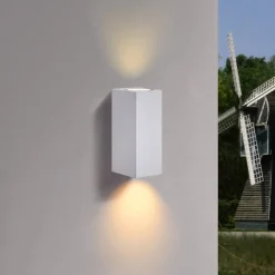 Prios utendørs vegglampe Tetje, hvit, kantet, 16 cm