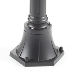 Romantisk PARMA gatebelysning i svart