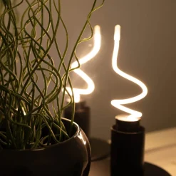 Segula LED-pære Artline Flexi, E14, 4 W, 922 dimbar