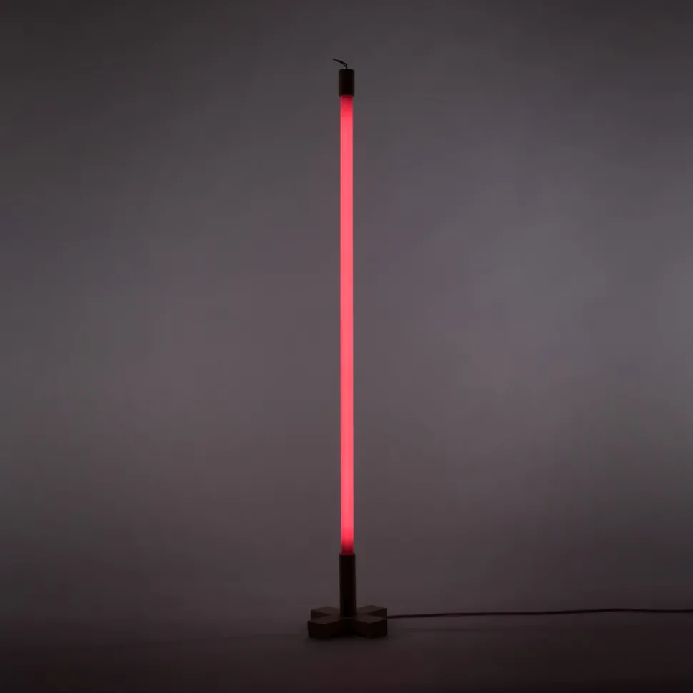 SELETTI LED-lampe Linea, fuchsia, detaljer i tre, universal