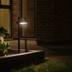 Solar-LED-gatelampe Saulio, svart, aluminium, IP44