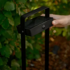 Solar-LED-gatelampe Saulio, svart, aluminium, IP44