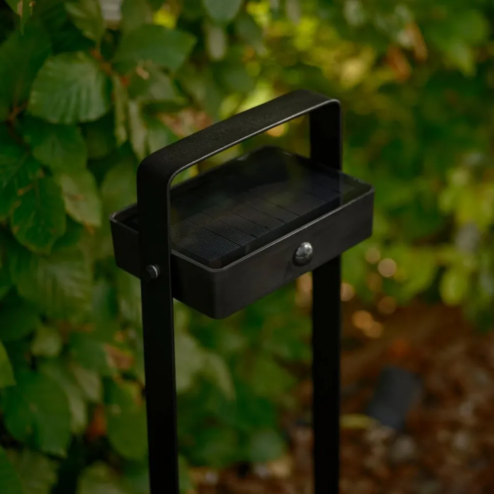 Solar-LED-gatelampe Saulio, svart, aluminium, IP44